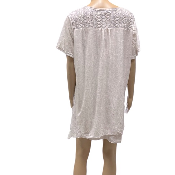 Simply Couture Pale Pink Short Sleeve Lace Ruffle Sheer Overlay Top Plus Size 2X - Picture 4 of 10